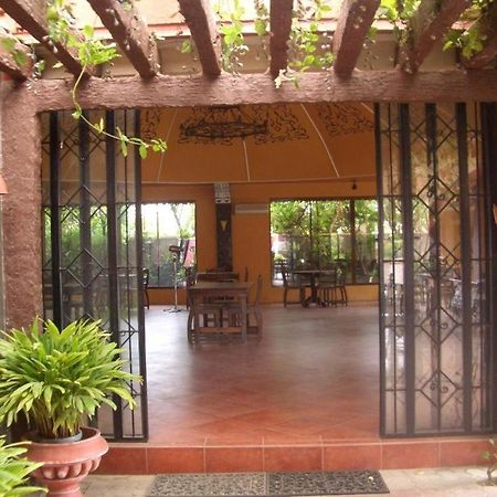 Casa La Granja Hotel Iloilo City Bagian luar foto