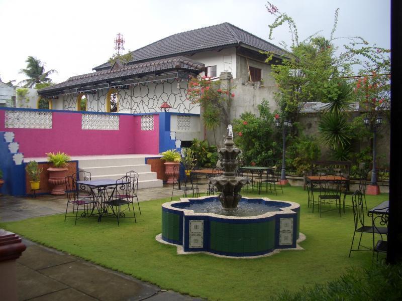 Casa La Granja Hotel Iloilo City Bagian luar foto