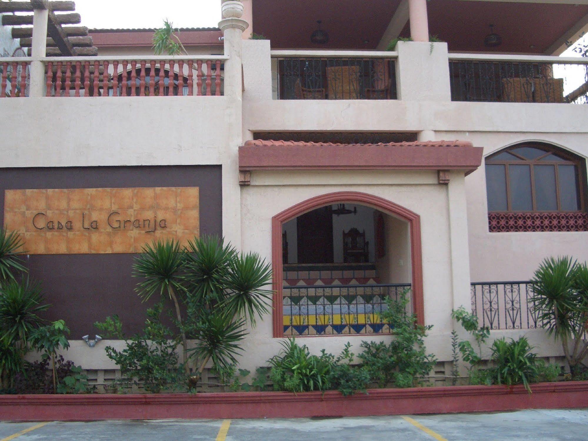 Casa La Granja Hotel Iloilo City Bagian luar foto