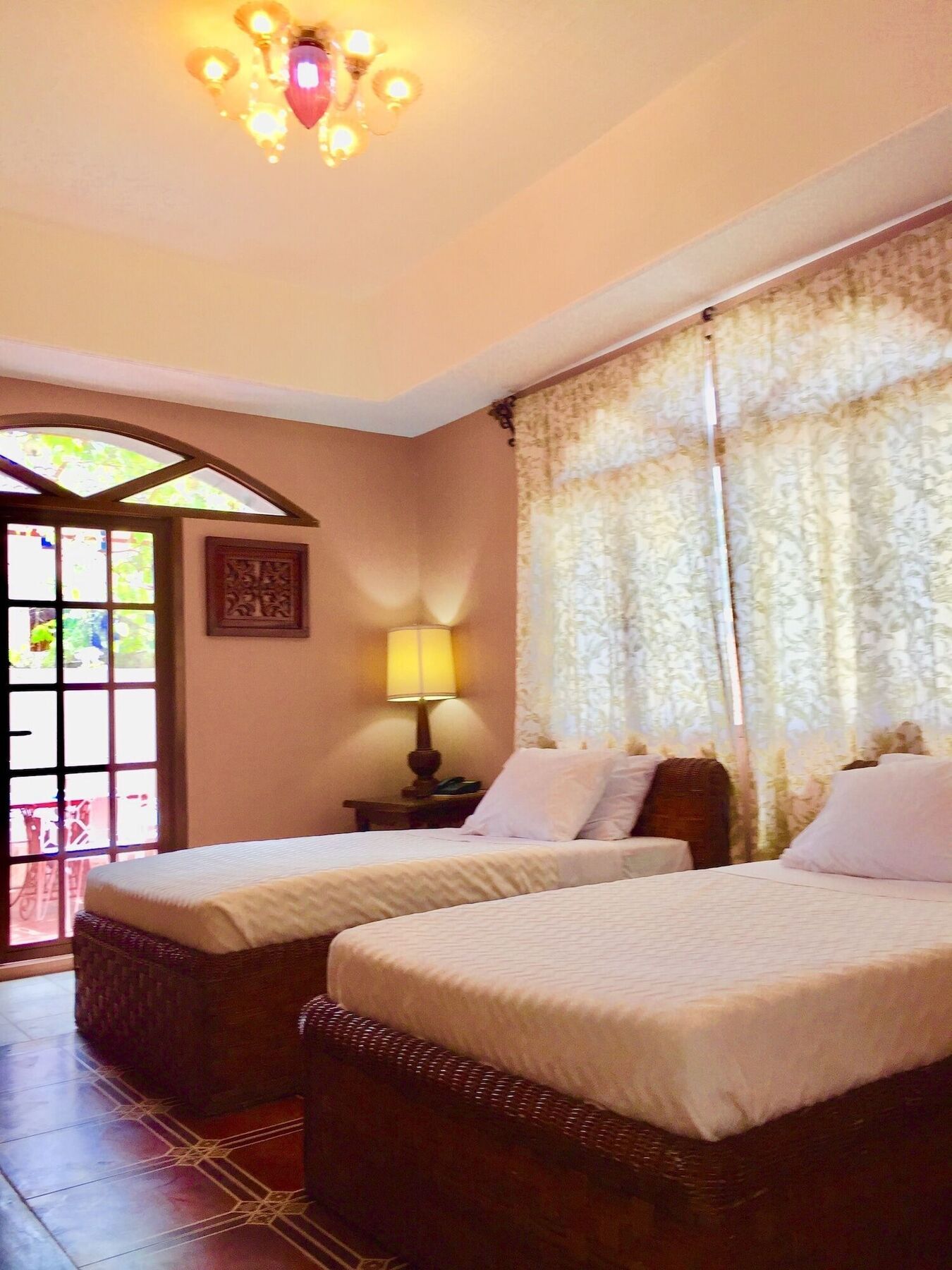 Casa La Granja Hotel Iloilo City Bagian luar foto